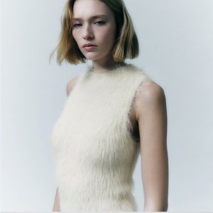 Zara - Faux Fur Top
